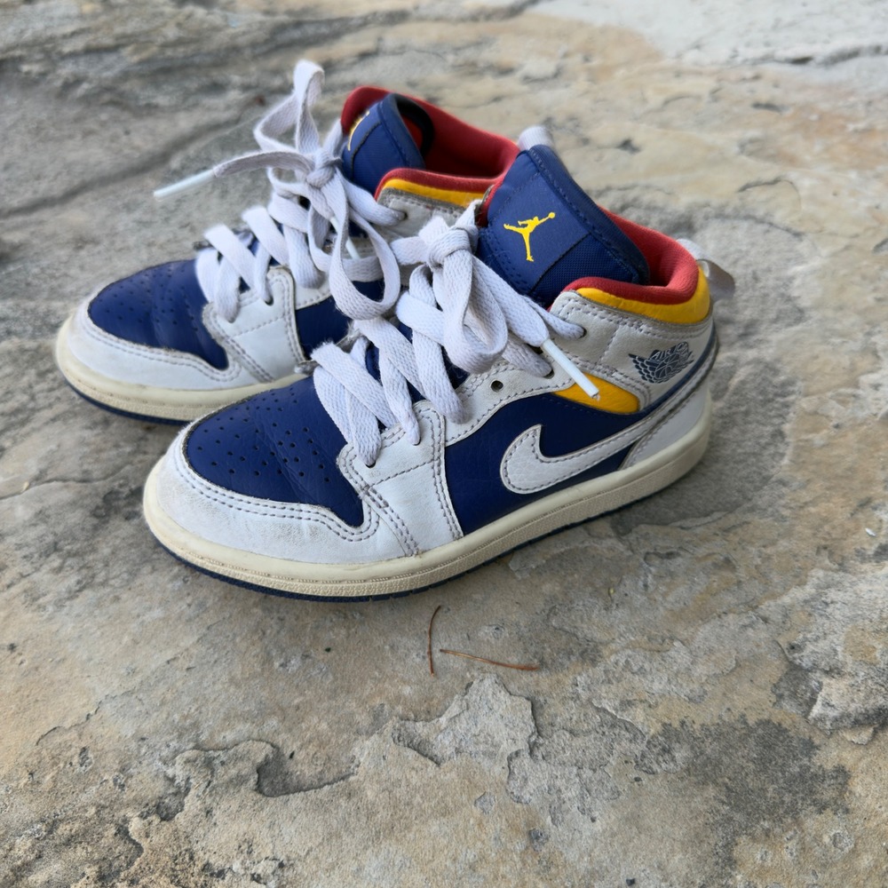 Nike Air Jordan 1 Mid Toddler Sneakers Size 11c PS Laser Orange 23 640734-131